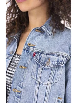 Blouson en jean bleu stone effet délavé avec un col à revers