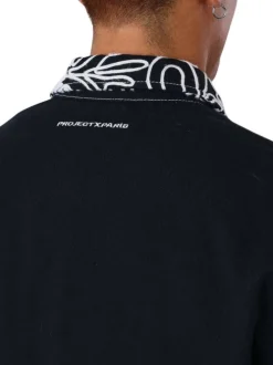 Blouson en jean en coton noir uni avec une coupe droite et un col chemise
