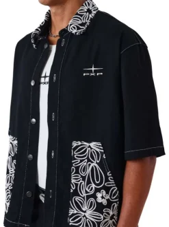 Blouson en jean en coton noir uni avec une coupe droite et un col chemise