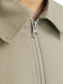Blouson manches longues beige uni en coton avec col italien et coupe droite