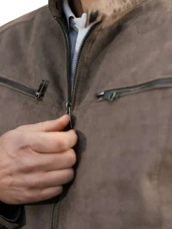 Blouson manches longues taupe uni avec une coupe droite et un col motard