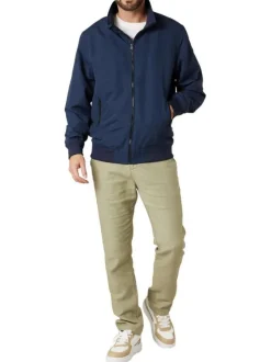 Blouson marine uni pourvu d'un col montant et d'une coupe droite