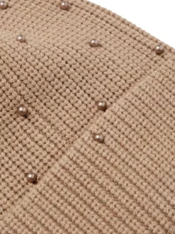 Bonnet court Merle beige fin et chaleureux à perles fantaisie allover