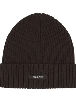 Bonnet en coton noir uni avec le nom iconique de la marque à l'avant
