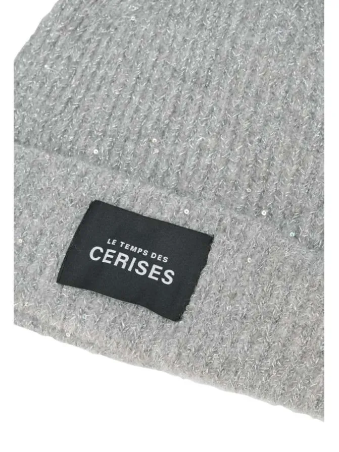 Bonnet gris uni à revers avec fils en lurex et étiquette noire de la marque