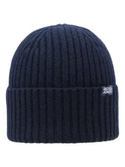 Bonnet marine uni avec une étiquette d'authentification à l'avant