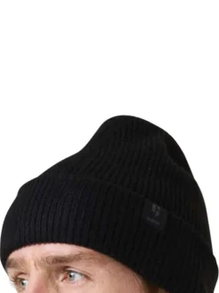 Bonnet noir uni en maille côtelée avec un large revers