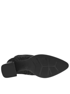 Boots en cuir noires avec un talon décroché haut ouvert et un zip