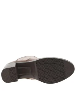 Boots en cuir taupe à talon décroché moyen et une fermeture zippée