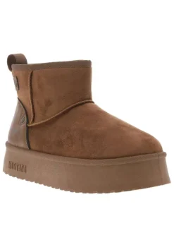 Boots marron à talon plateau et à slip-on avec l'intérieur en fausse fourrure