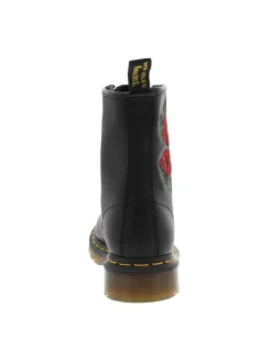 Boots noirs en cuir brodées de roses rouges sur l'extérieur avec languette d'aisance et lacets tressés noirs