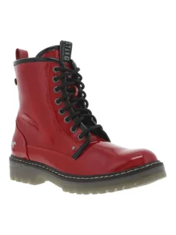 Boots rouges vernies à talon bloc