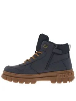 Bottines marine à semelle crantée avec logo débossé sur le talon