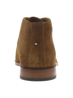 Bottines en cuir cognac avec talon décroché bas et lacets ronds
