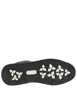 Bottines noires à talon plat avec semelle noire et blanche, logos et lacets gris