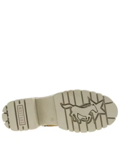Bottines noisette avec nom de la marque embossé sur la semelle épaisse