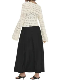 Cardigan écru uni pourvu d'une coupe droite et de manches longues