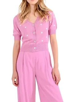 Cardigan rose avec des cœurs imprimés à col v et coupe droite