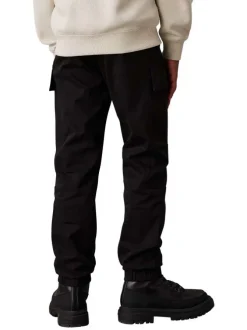 Cargo en coton noir uni avec une taille élastiquée et des poches