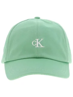 Casquette dad cap en coton verte unie avec nom de la marque brodé en blanc