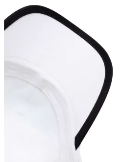 Casquette en coton biologique blanche unie avec liseré noir logotypé