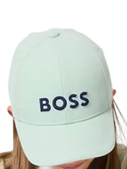 Casquette vert d'eau en maille mesh pourvu du nom de la marque