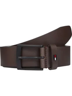 Ceinture marron unie en cuir avec logo iconique de la marque et une boucle