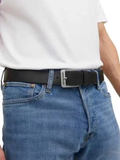 Ceinture Rock noire unie en cuir de buffle avec une boucle métallique