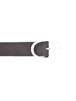 Ceinture en cuir noir avec une boucle métallique argentée ovale