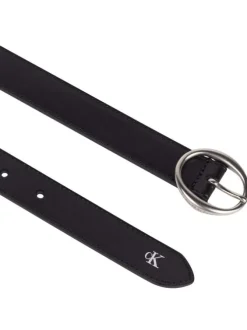 Ceinture en cuir noire unie avec boucle argentée en forme d'oval