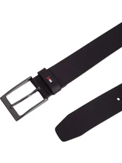 Ceinture Layton en cuir noire unie lisse avec boucle à ardillon noire