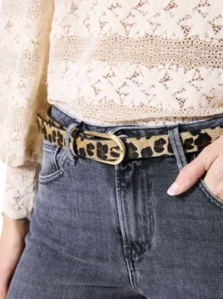 Ceinture léopard fantaisie avec fermeture à ardillon dorée