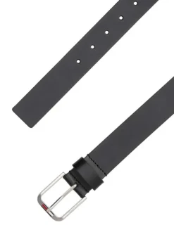 Ceinture noire mate unie en cuir avec une boucle rectangulaire argentée
