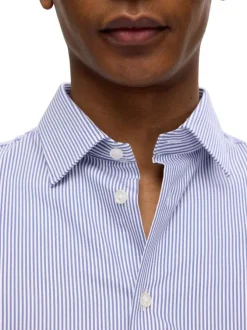 Chemise bleue rayée à coupe slim fit avec des manches longues boutonnées
