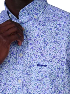 Chemise en coton biologique bleu fantaisie avec une coupe droite