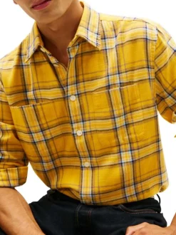 Chemise en coton biologique jaune à carreaux pourvue d'un col à revers