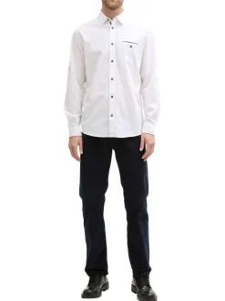 Chemise en coton blanche chinée avec une coupe regular fit et une poche
