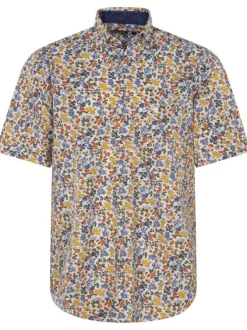 Chemise en coton blanche fleurie avec une coupe droite et un col américain