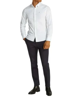 Chemise en coton blanche unie avec une coupe ajustée et le logo en petit