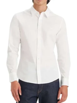 Chemise en coton blanche unie avec une coupe slim et logo brodé sur la poitrine