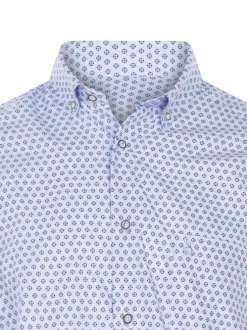 Chemise en coton bleu ciel avec une coupe droite et un col américain