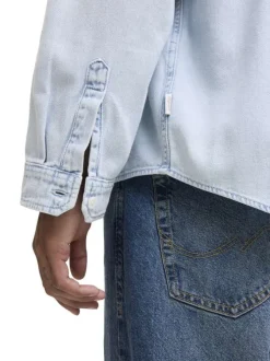 Chemise en coton bleue unie à coupe droite pourvue d'un col à revers