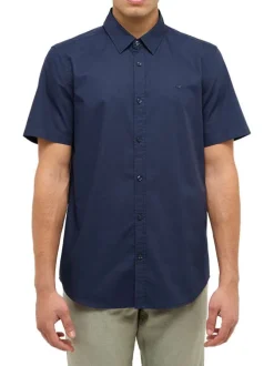 Chemise en coton bleu marine unie avec une coupe slim et un col français