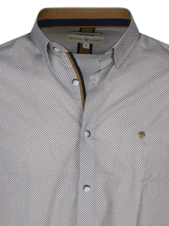 Chemise en coton camel à minis motifs avec une coupe slim et le logo brodé