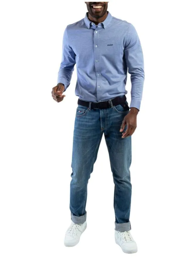 Chemise en coton ciel chinée avec une coupe droite et un col américain