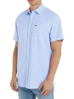 Chemise en coton ciel rayée coupe regular fit avec un col français
