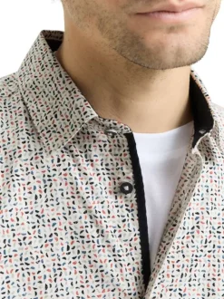 Chemise en coton écrue à coupe droite pourvue d'un col à revers