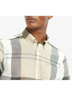 Chemise en coton et lin mélangé beige à carreaux et coupe ajustée col américain