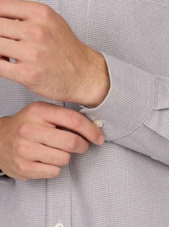 Chemise en coton grise pourvue d'un motif pied de poule et d'un col à rabats