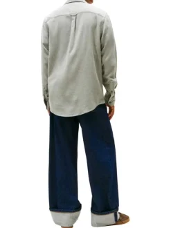 Chemise en coton kaki unie avec des boutons et une coupe droite